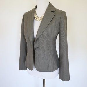 ANN TAYLOR Size 6P Gray Suit Jacket Blazer Stripes 6 Petite Career
